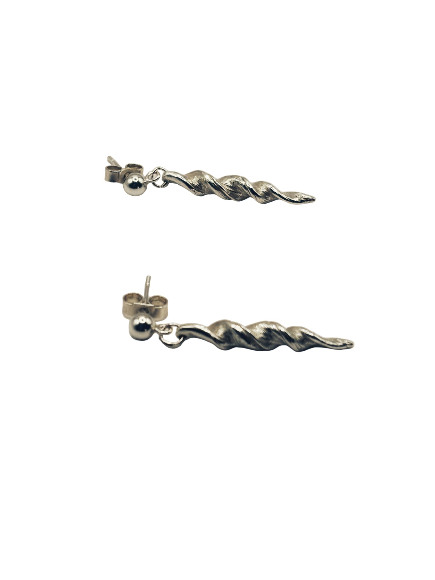 Small Toinneamh (Twist) Dangly Studs