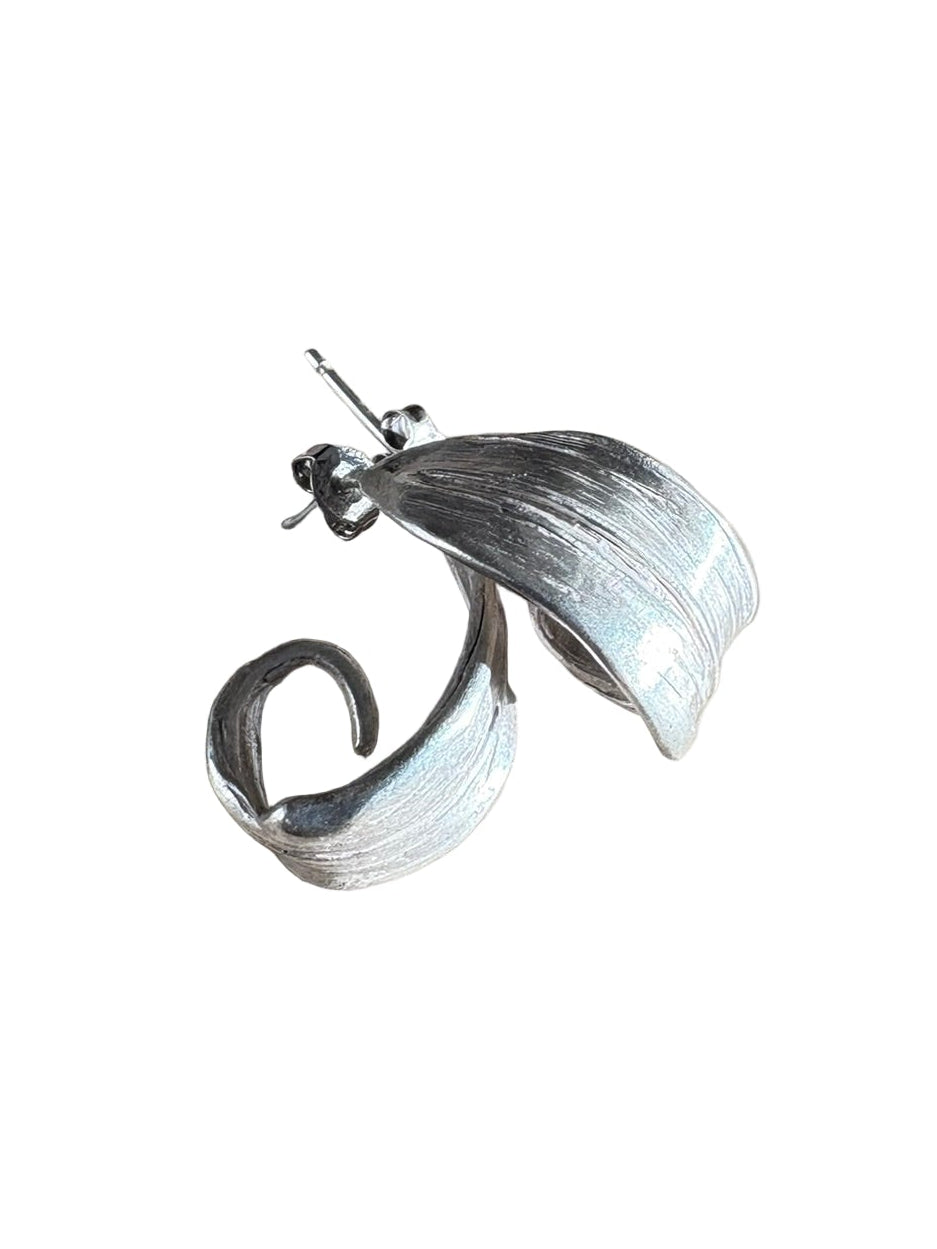 Cearcaill Duilleag Lùbte (Curved Leaf Hoops)